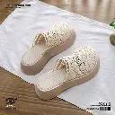  Mori Girl Thick-Soled Closed-Toe Mesh Slippers